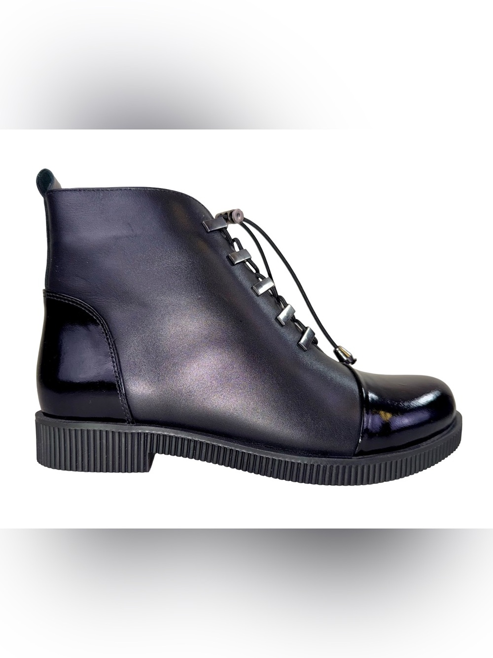 SPRING STEP BLACK LEATHER LACE-UP ANKLE BOOTS